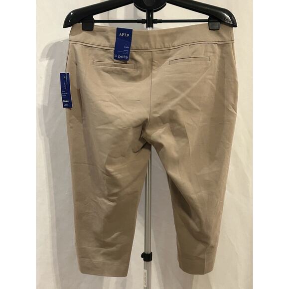 NWT Apt. 9 Women's Mid Rise Khaki Capri Pants size 12 Petite - Picture 2 of 6